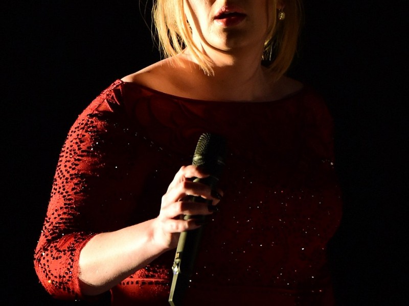 3140C89D00000578-3448803-What_happened_Adele_s_highly_anticipated_performance_at_Grammy_A-a-49_1455596874699